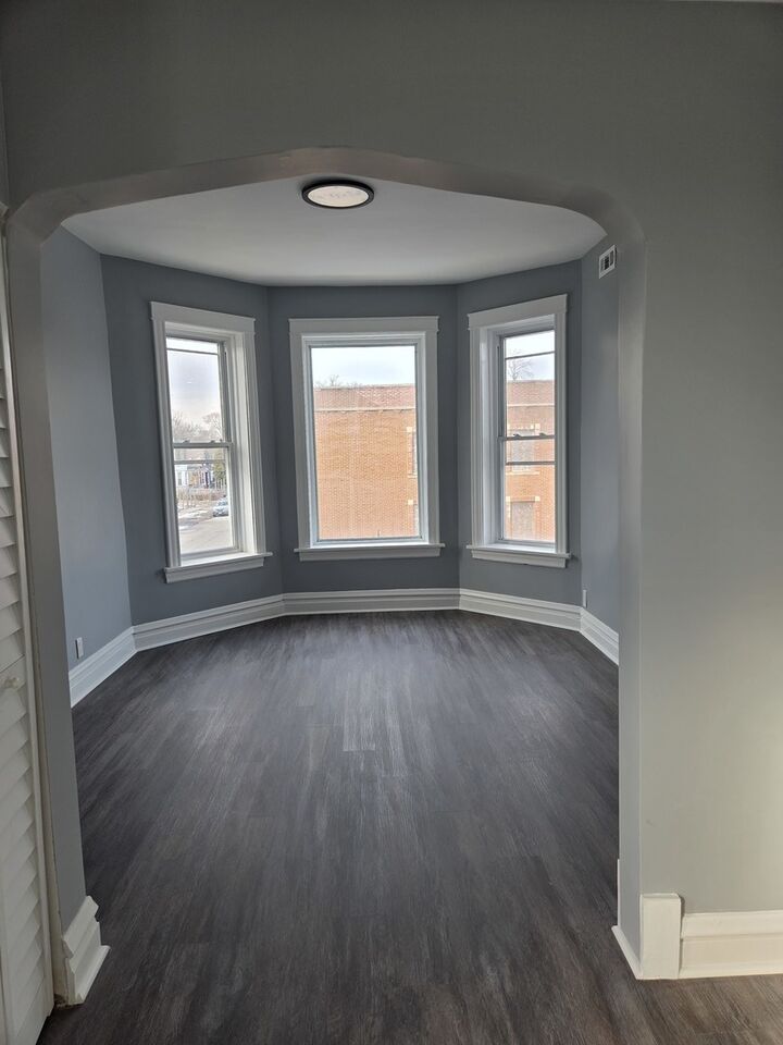 Property Photo: 1452 W 62nd Street 1 IL 60636