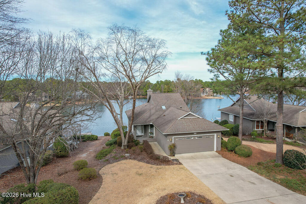 Property Photo:  6 Westlake Pointe Drive  NC 28374 