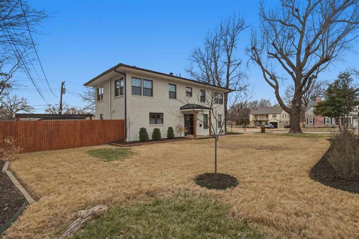 Property Photo:  95 Elmwood Avenue  OK 74601 