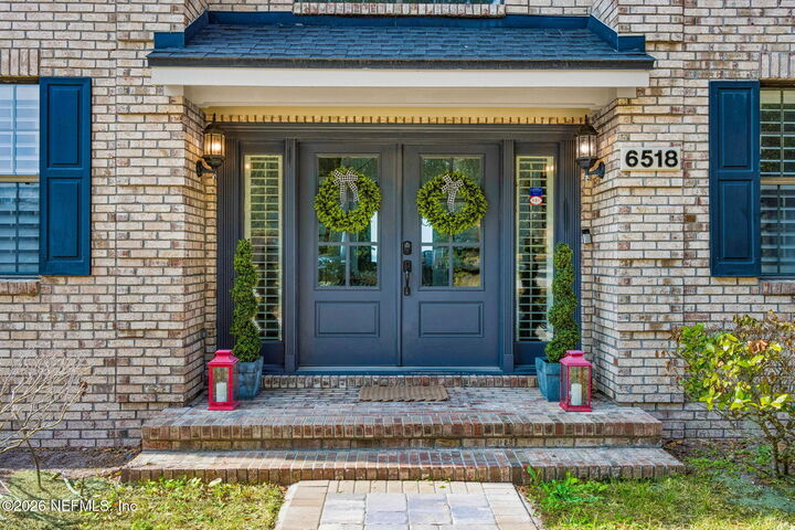 Property Photo:  6518 Christopher Point Road W  FL 32217 