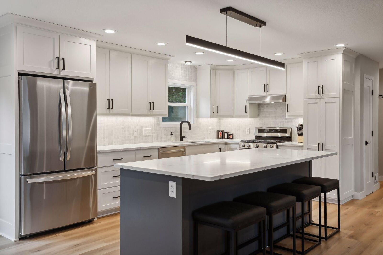 Property Photo:  3098 Victoria Street N  MN 55113 