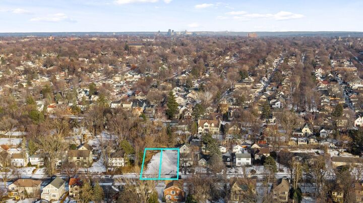 Property Photo:  426 Woodlawn Avenue  MN 55105 