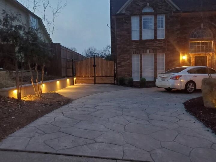 Property Photo: 6319 Lake Bluff Drive TX 75249