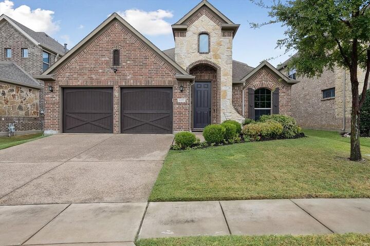 Property Photo: 6432 Brynwyck Lane TX 76182