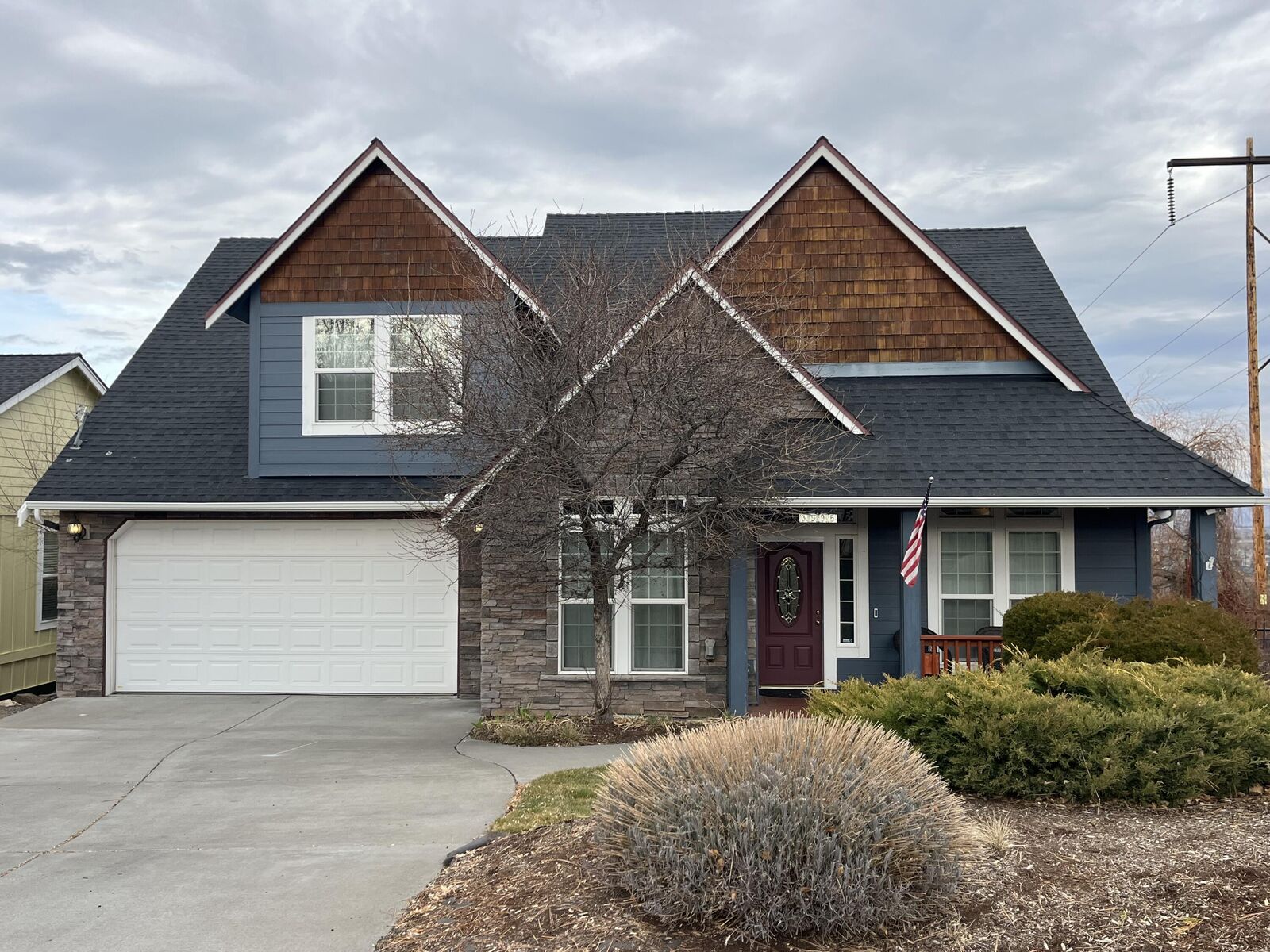 Property Photo: 3995 SW Salmon Avenue OR 97756