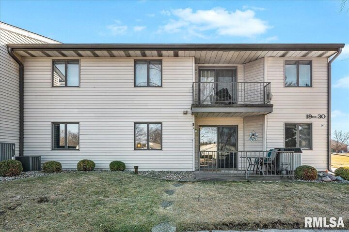 Property Photo: 2223 Veterans Road 21 IL 61550