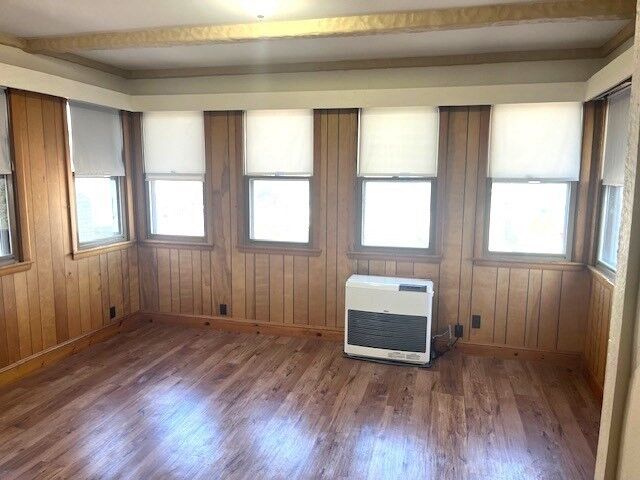 Property Photo:  102-104 Fourth Ave. 2R  MA 01854 