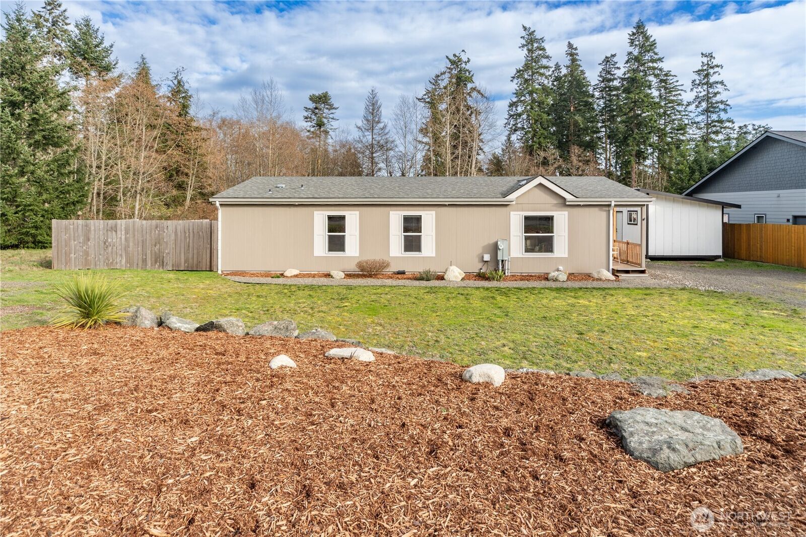 Property Photo:  32 N Victory Avenue  WA 98368 