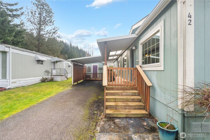 Property Photo:  425  Chuckanut Drive N 42  WA 98229 
