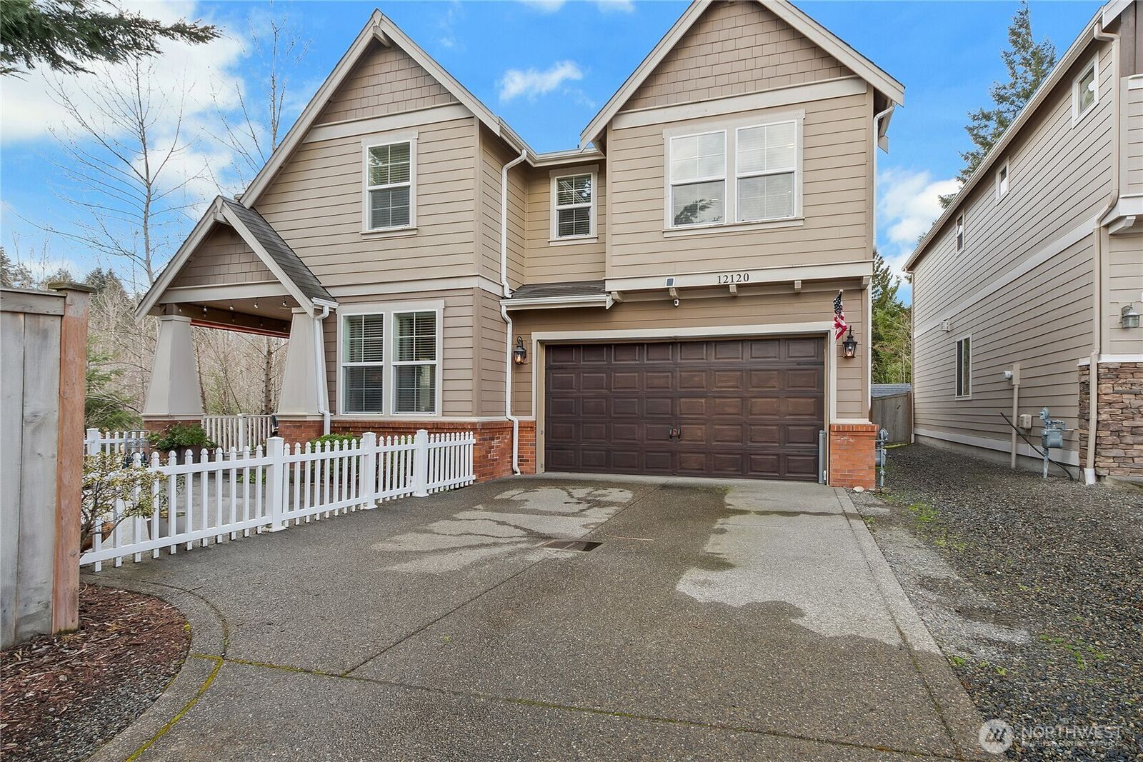 Property Photo:  12120  178th Avenue E  WA 98391 