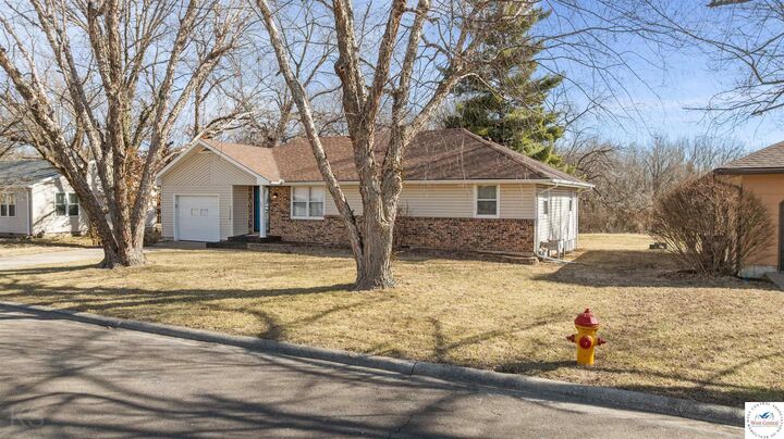 Property Photo: 1305 Madison MO 65301