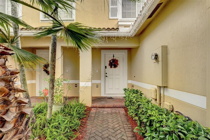 Property Photo: 9115 Chambers St 9115 FL 33321