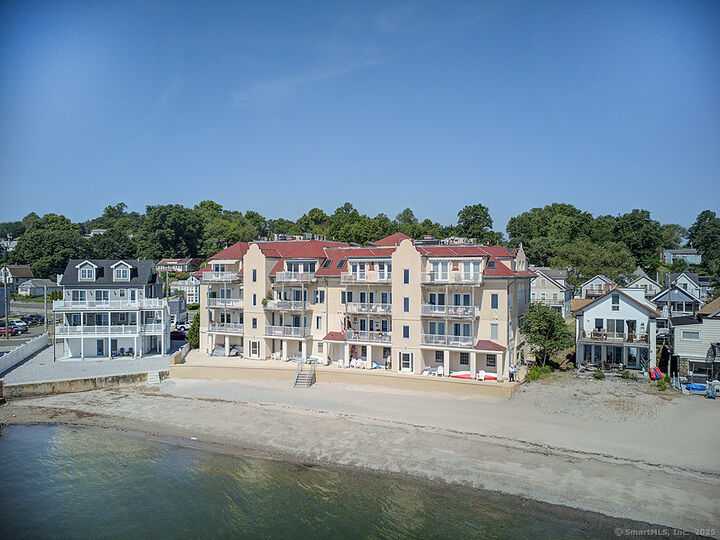 Property Photo:  1 Merwin Avenue Apt B1  CT 06460 