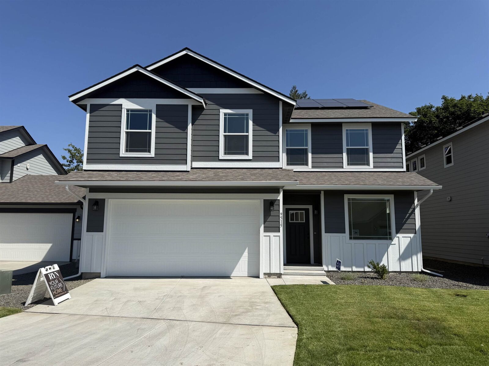 Property Photo:  9515 E Michielli Ln  WA 99206 