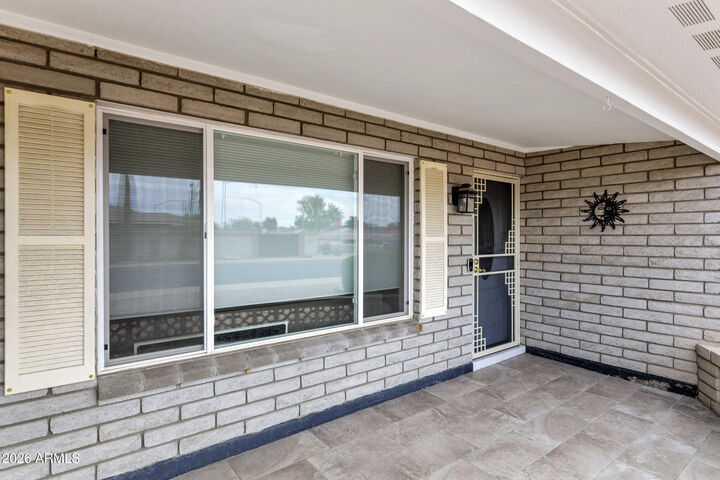 Property Photo:  1155 S St Paul --  AZ 85206 