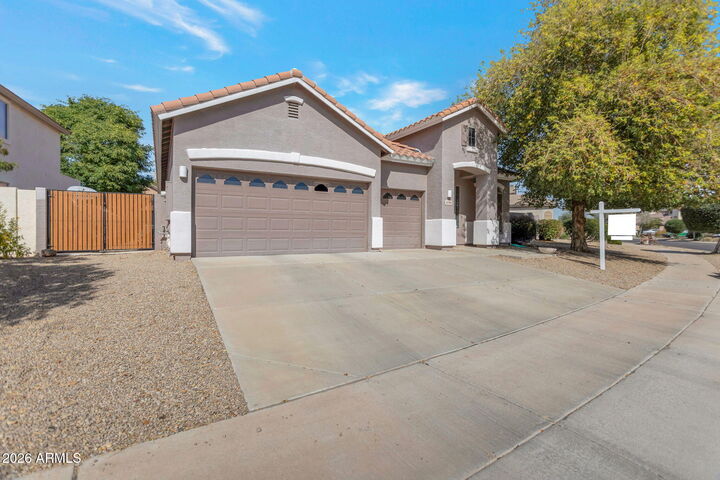 Property Photo:  8796 W Frier Drive  AZ 85305 