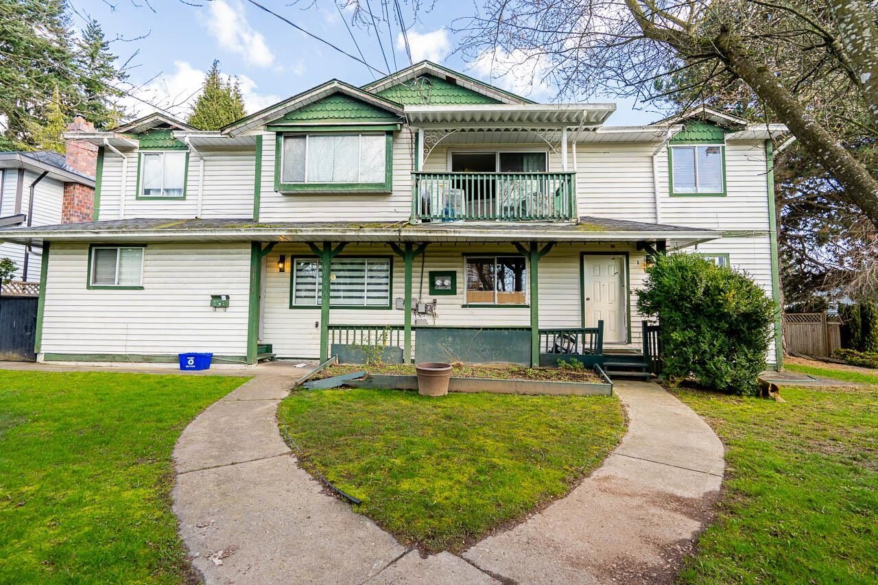 Property Photo:  8414 156 Street 8412-  BC V3S 3R9 