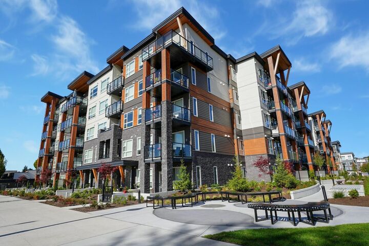 12143 223 Street 220 — photo 1