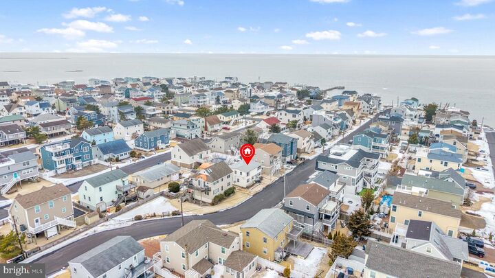 Property Photo:  3 Mea Lane  NJ 08008 