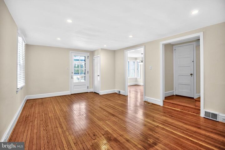 Property Photo:  1183 Jericho Road  PA 19001 