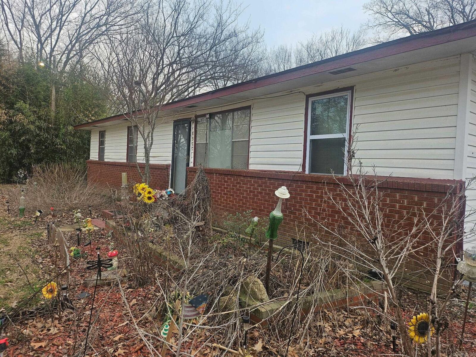 Property Photo: 6317 Phillips Rd 350 AR 72374