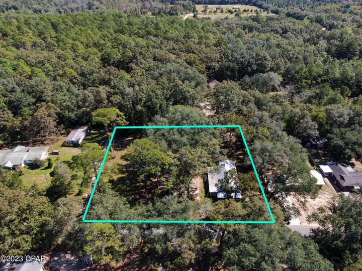 Property Photo:  826 S Weeks Street  FL 32425 