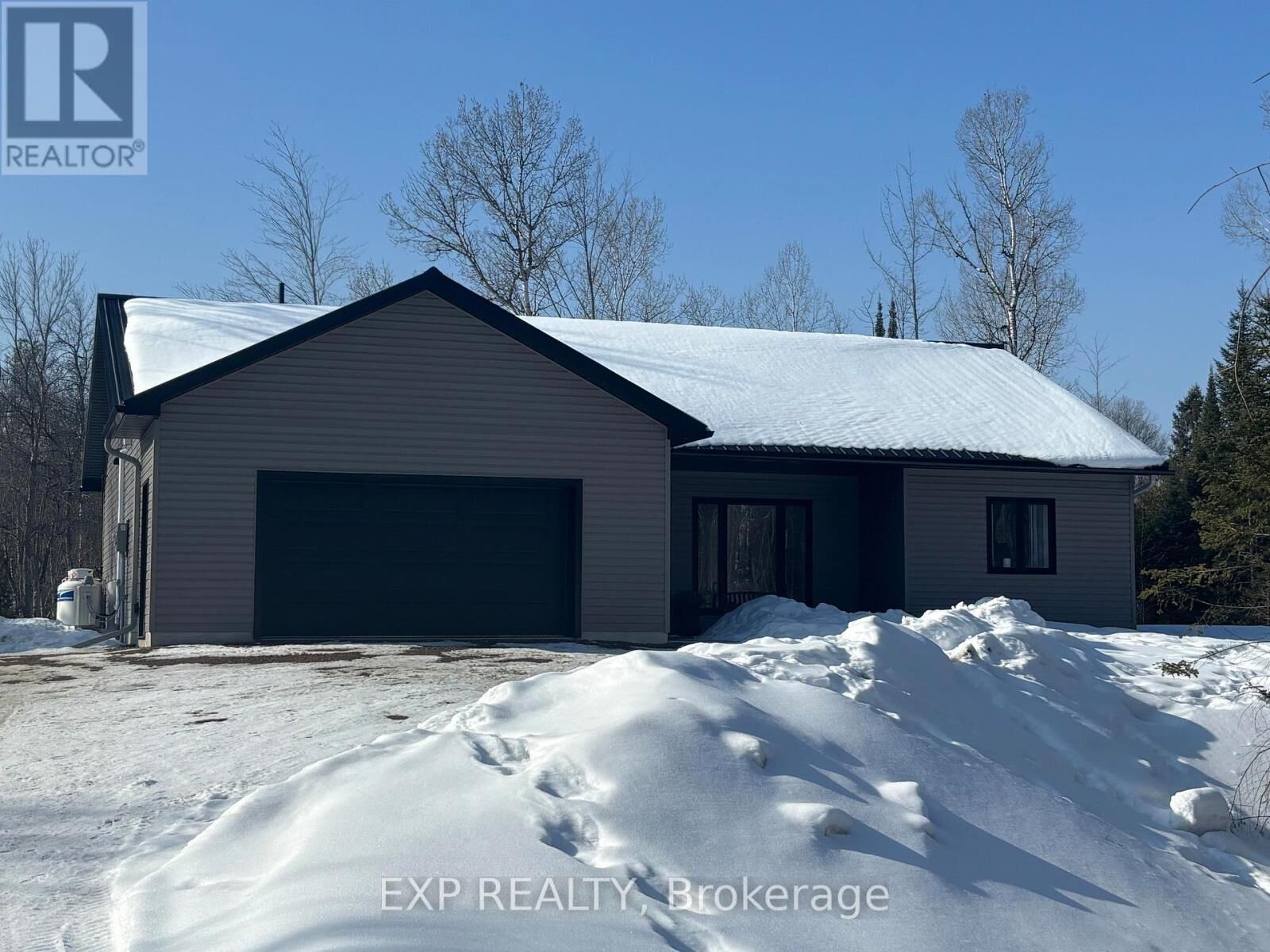 Property Photo:  2394A Hwy 132 Highway  ON K7V 3Z7 