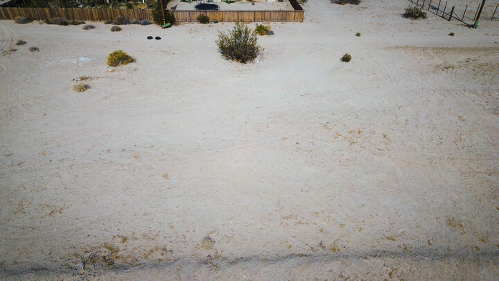 Property Photo: 1210 Indian Ocean Avenue CA 92274