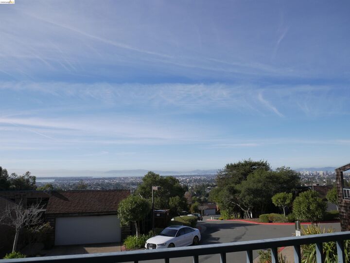 Property Photo:  10 Sereno Cir  CA 94619 