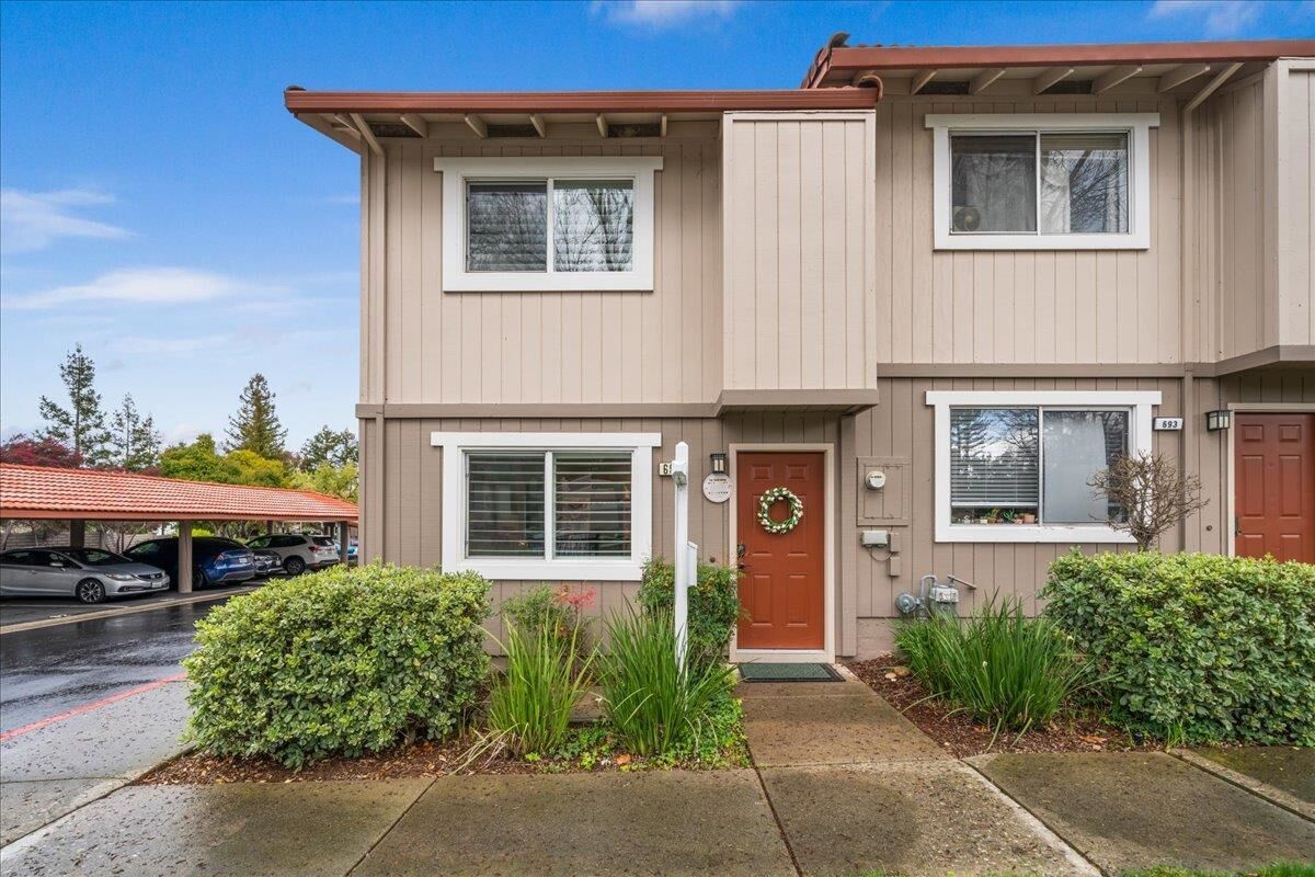 Property Photo:  691 Concord Pl  CA 94566 