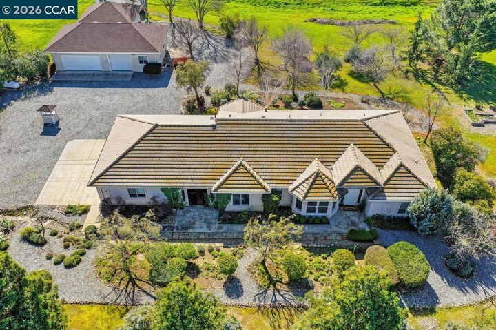 Property Photo: 5475 Ferseyna Way CA 95252