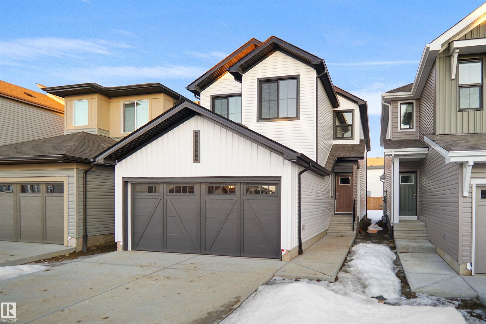 Property Photo: 30 Nerine Crescent AB T8N 7Z7