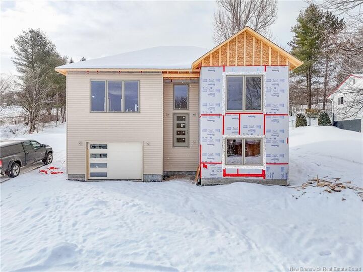 Property Photo:  16 Mayflower Street  NB E3C 1L5 