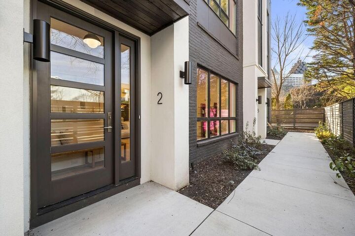 Property Photo:  1204 Piedmont Avenue NE 2  GA 30309 