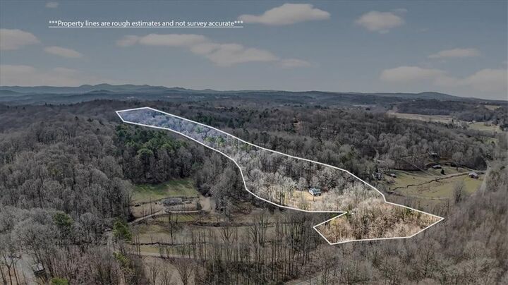 Property Photo: 1614 Roy Road GA 30536