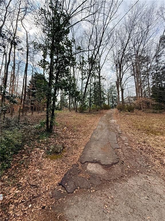 Property Photo: 988 Somerset Drive NW GA 30327