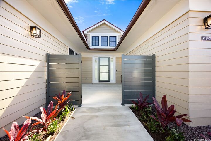 Property Photo: 91-1307 Halili Street HI 96706