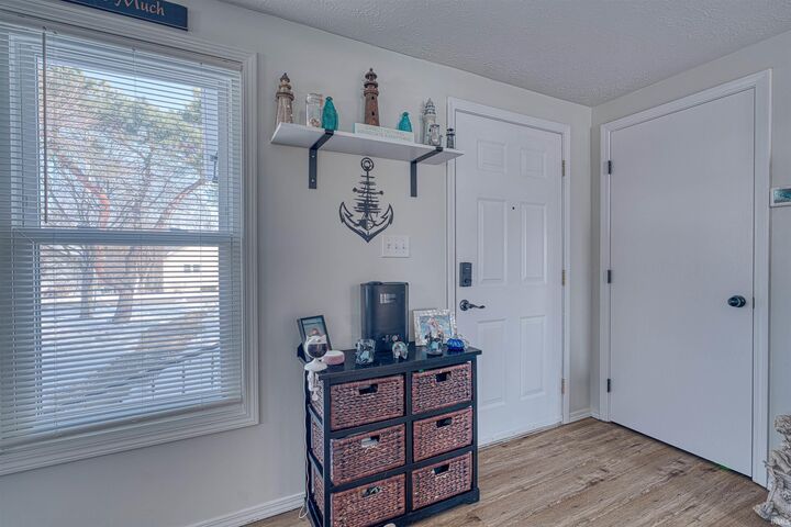 Property Photo:  326 W Vine Street  IN 47660 