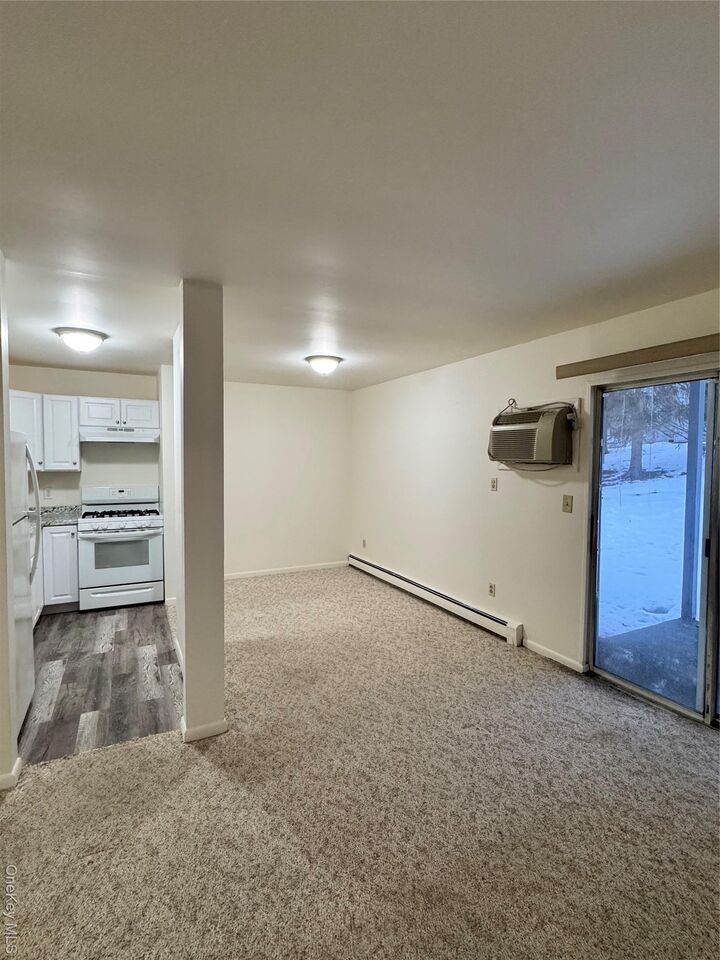 Property Photo:  15 Fern Court B  NY 12524 