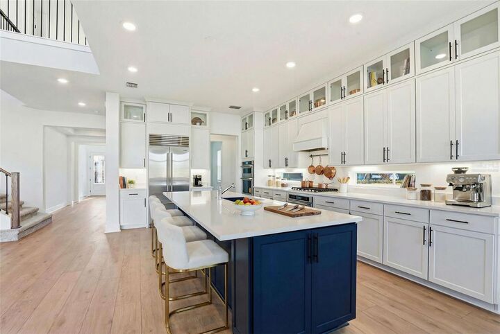 Property Photo:  6962 Jared Oaks Drive  FL 33545 