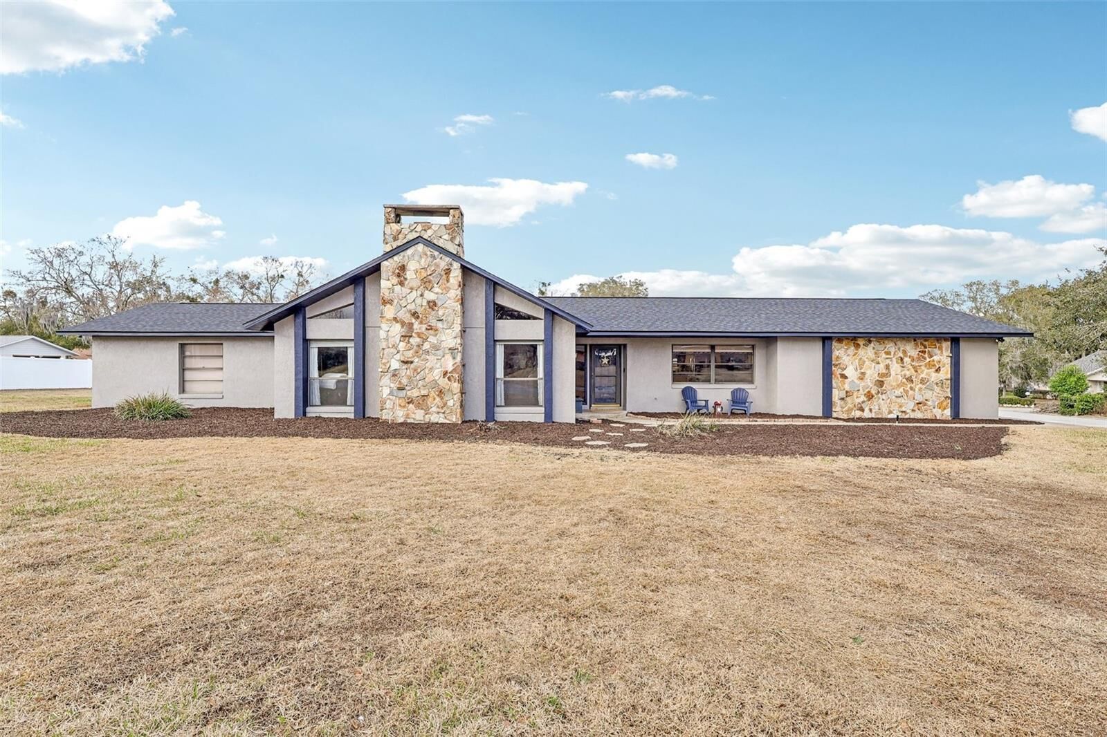 Property Photo:  9830 Wedgewood Lane  FL 34788 