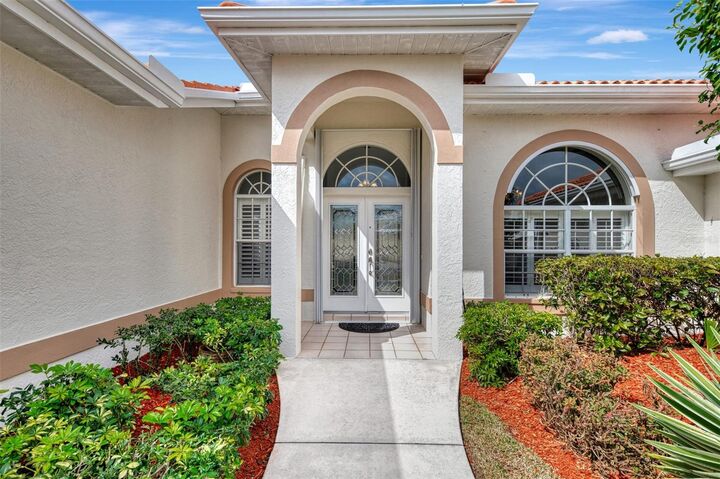 Property Photo: 8528 Great Meadow Drive FL 34238