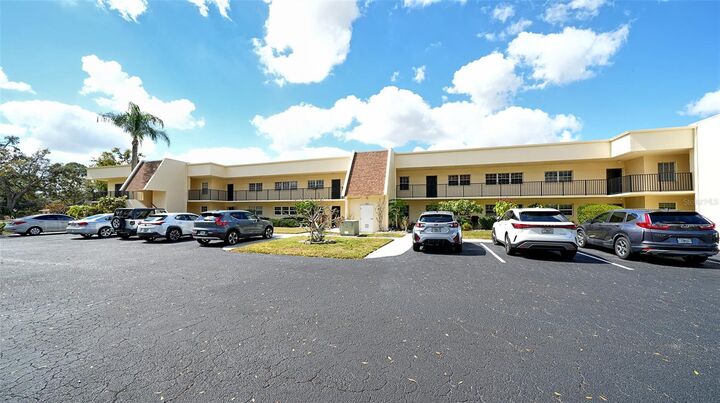 Property Photo: 7880 Palm Aire Lane 203 FL 34243