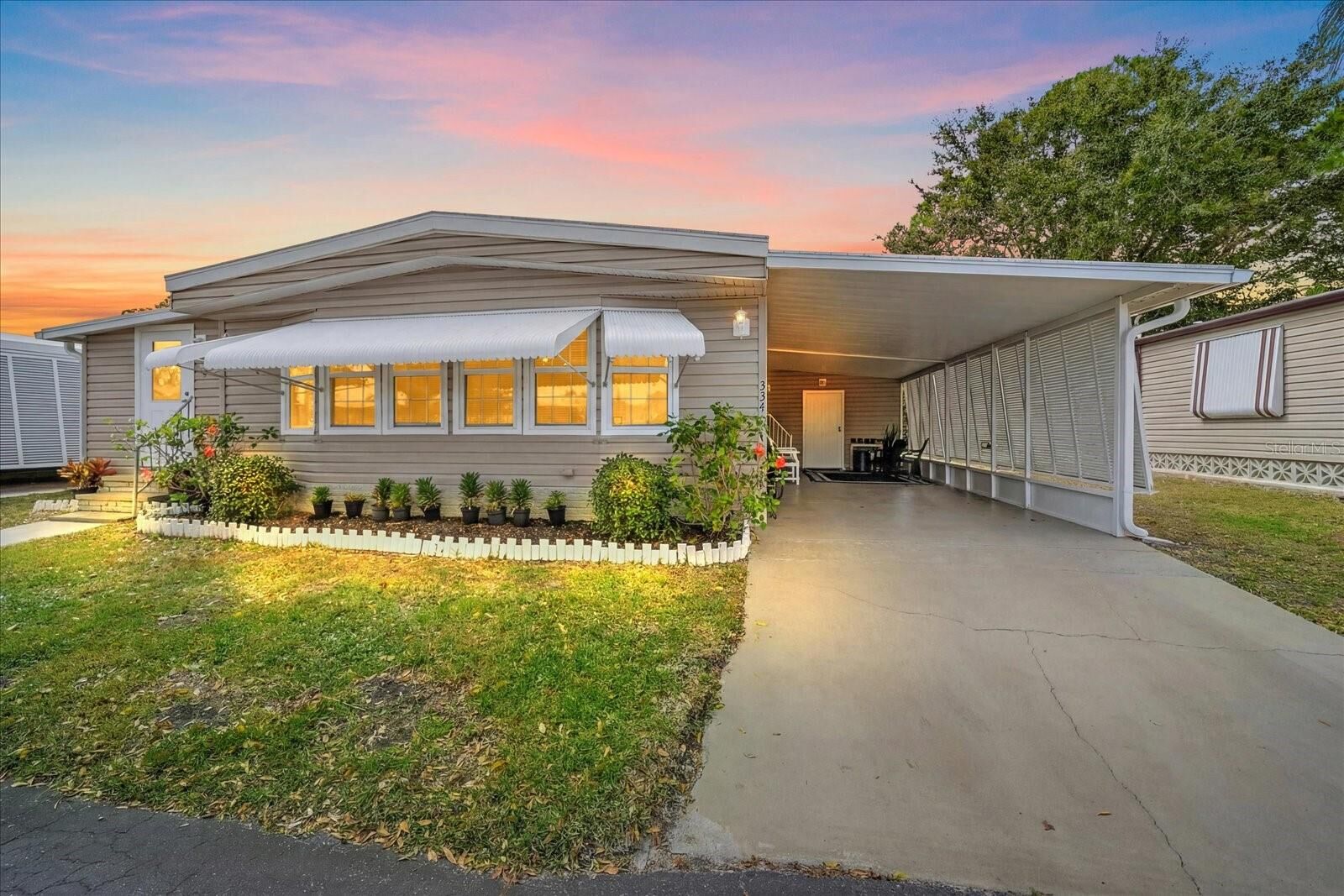 Property Photo:  334 Tropic Drive  FL 34229 