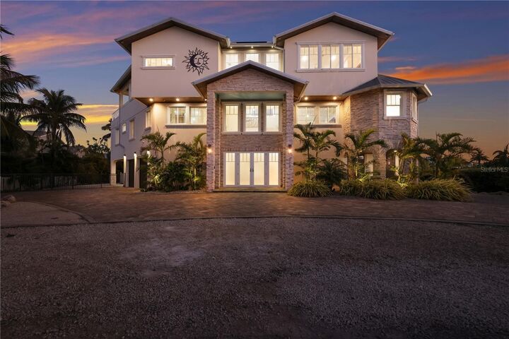 Property Photo: 313 Hammock Circle FL 34216