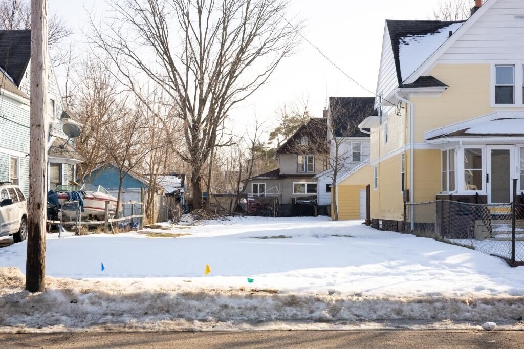 Property Photo: 226 Lathrop Avenue MI 49014-6304