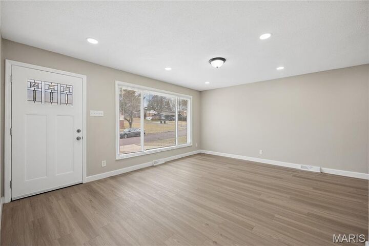 Property Photo:  5533 Donbar Drive  MO 63121 