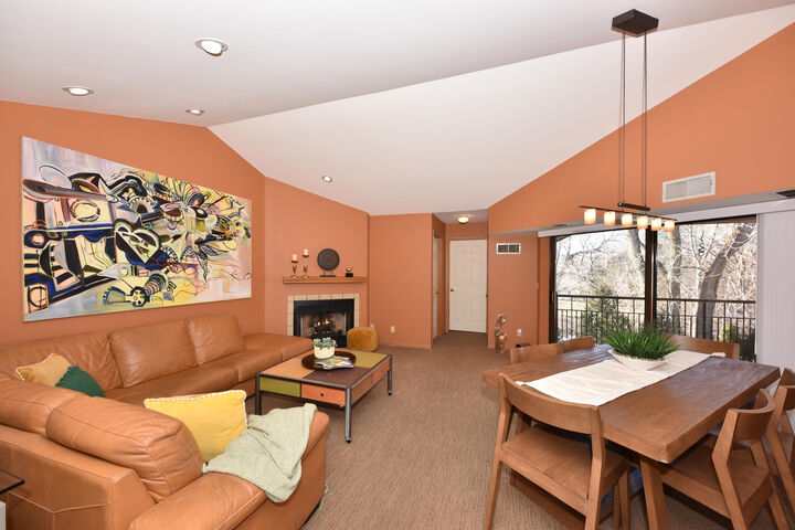 Property Photo: 1600 W Green Tree Rd 302 WI 53209