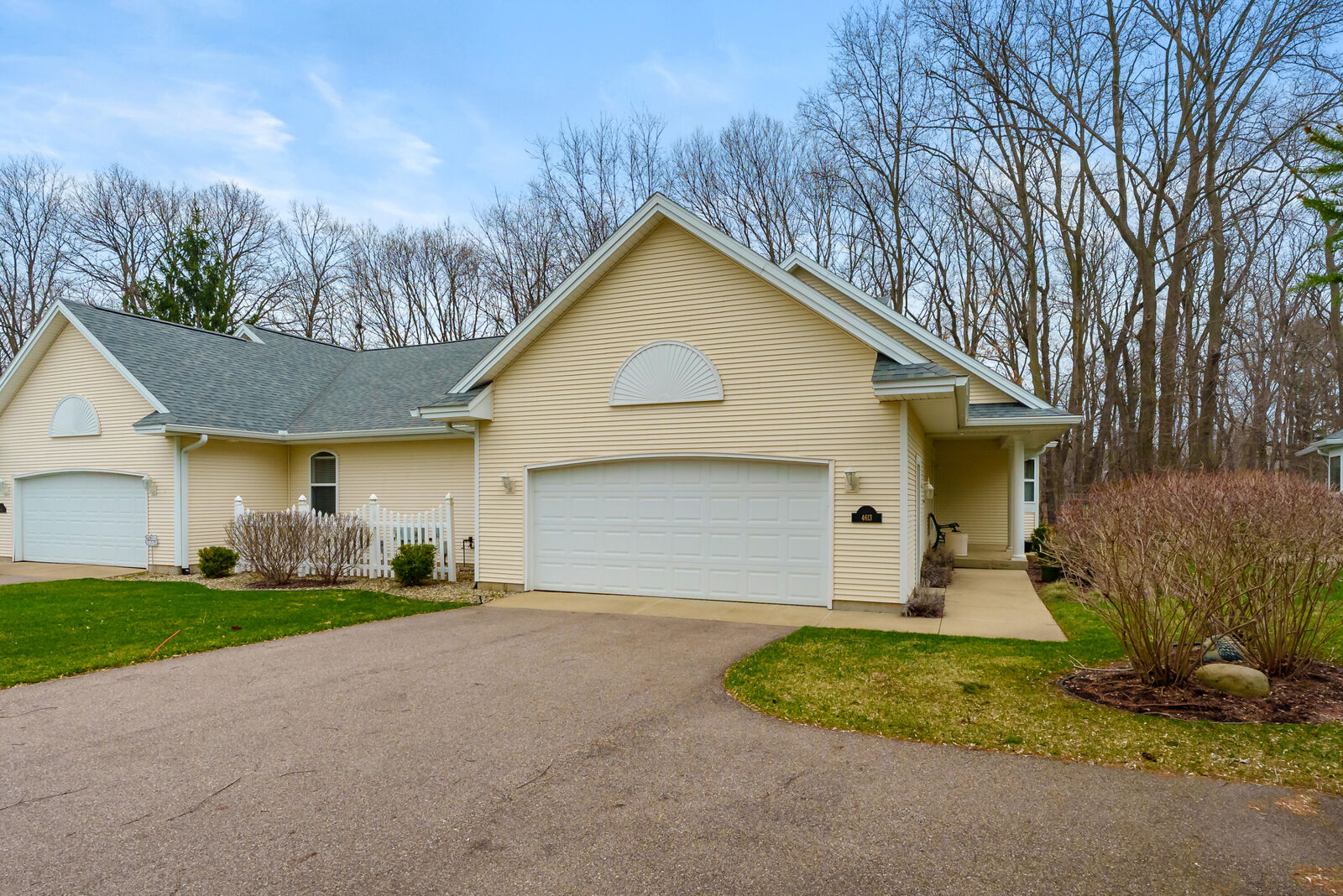 Property Photo:  4613 Thistle Mill Court  MI 49006 