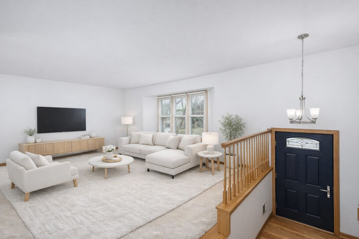 Property Photo: 668 Londonberry Lane IL 60440